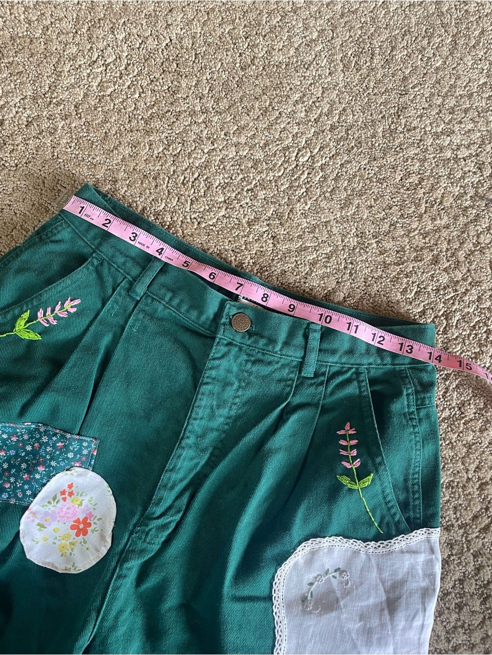 Vintage dark green Jennifer Moore cottagecore patchwork upcycled shorts - Picture 3 of 16